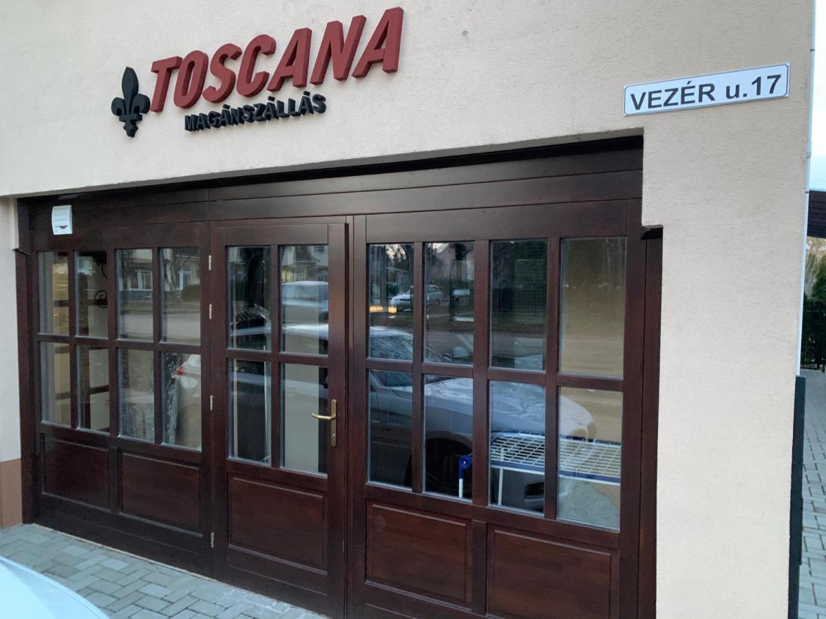 Toscana Debrecen Buitenkant foto